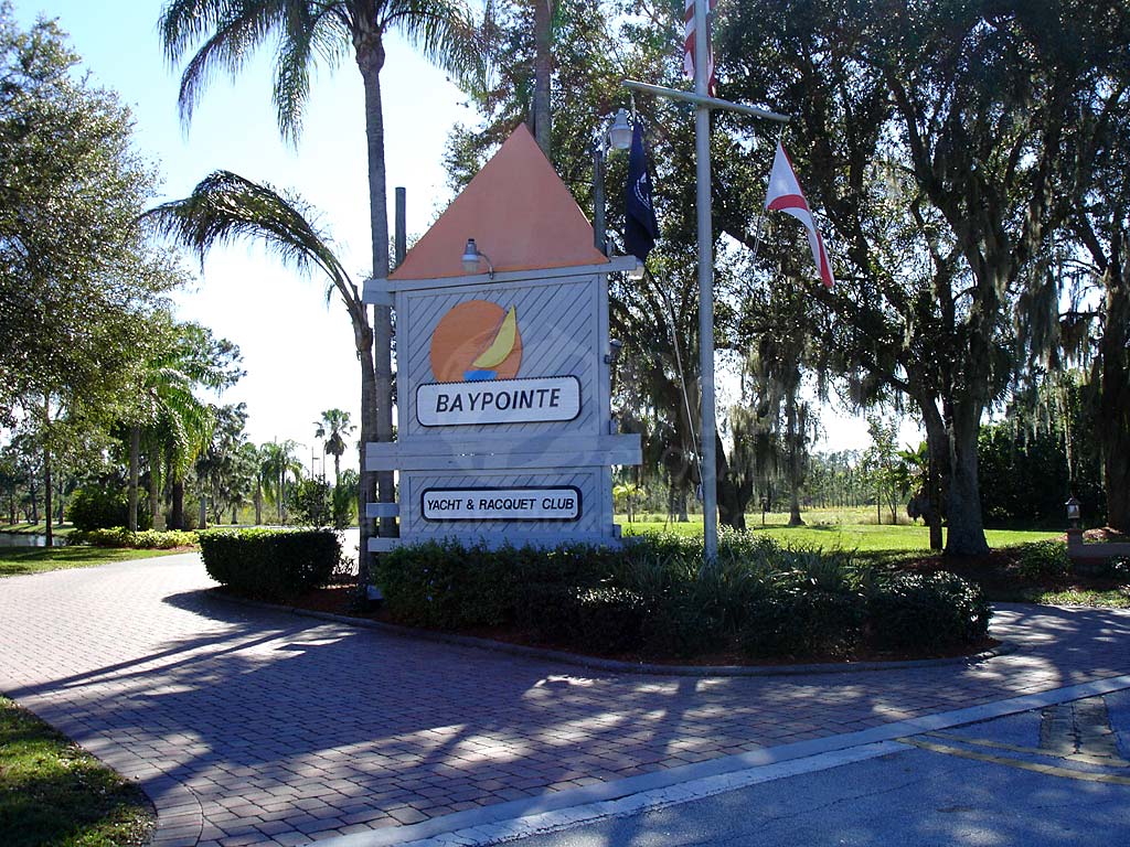 Bay Pointe Yacht And Racquet Club Signage